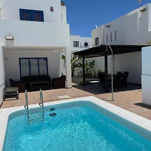https://villa-danko.in-canary-islands.com